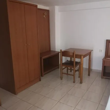 Gatos 3* Pefkohóri
