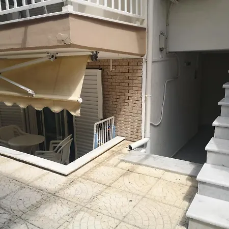 Gatos Beach Guest house *